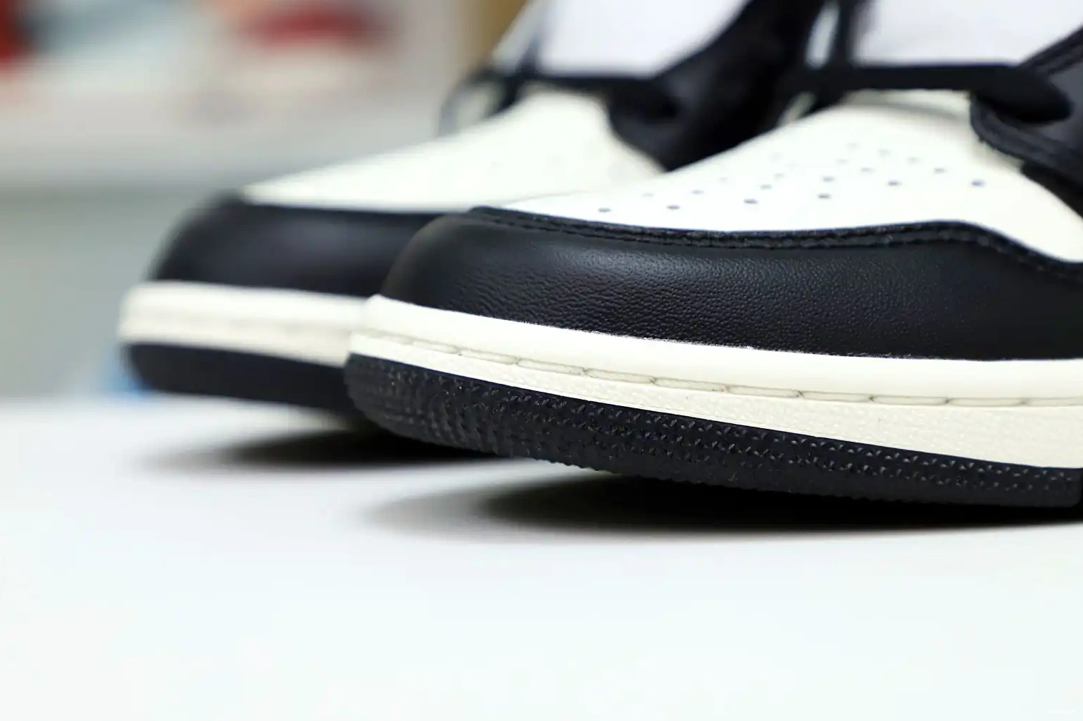 1 HIGH JORDAN 'DARK RETRO AIR MOCHA' OG Kimikick 0504